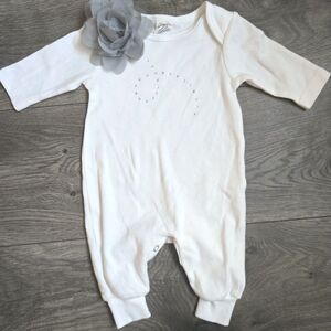 Tesa Babe Baby Girl White Romper 0-3M Rhinestone Flower Long Sleeve Jumpsuit